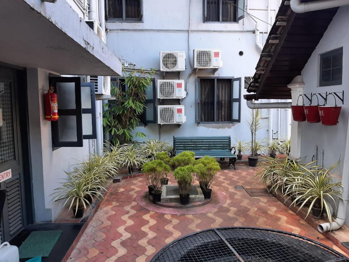 The Boat Jetty Bungalow Kochi Extérieur photo